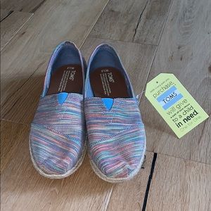 Brand new Toms!